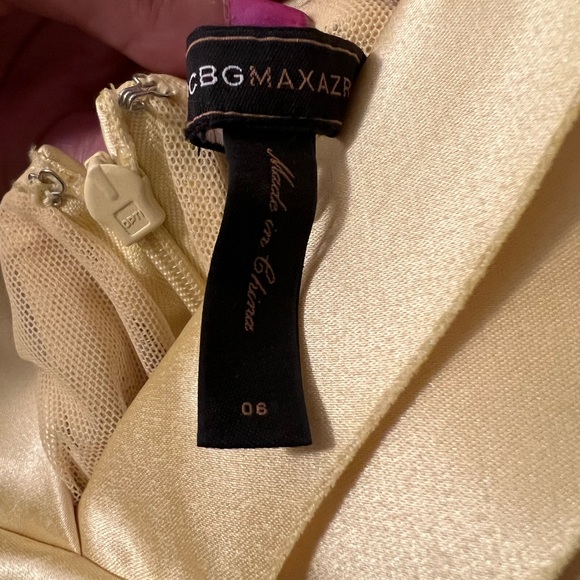 BCBGMaxazria Yellow Woven Tiered Satin Halter Dress - SZ 6 Y2K & NWOT - Picture 6 of 6